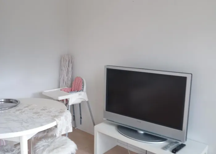 아파트 Cozy And Peaceful Dublex With Terrace